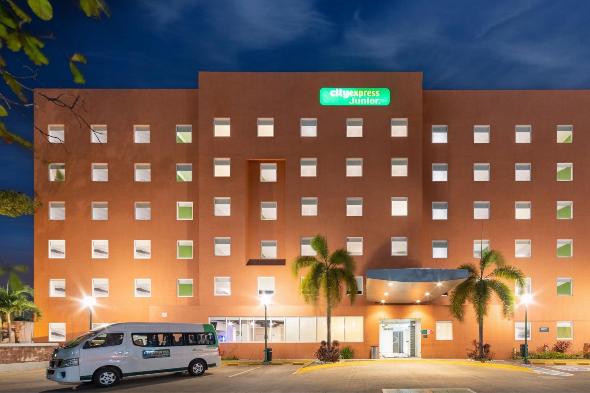 City Express Junior By Marriott Villahermosa Exterior photo